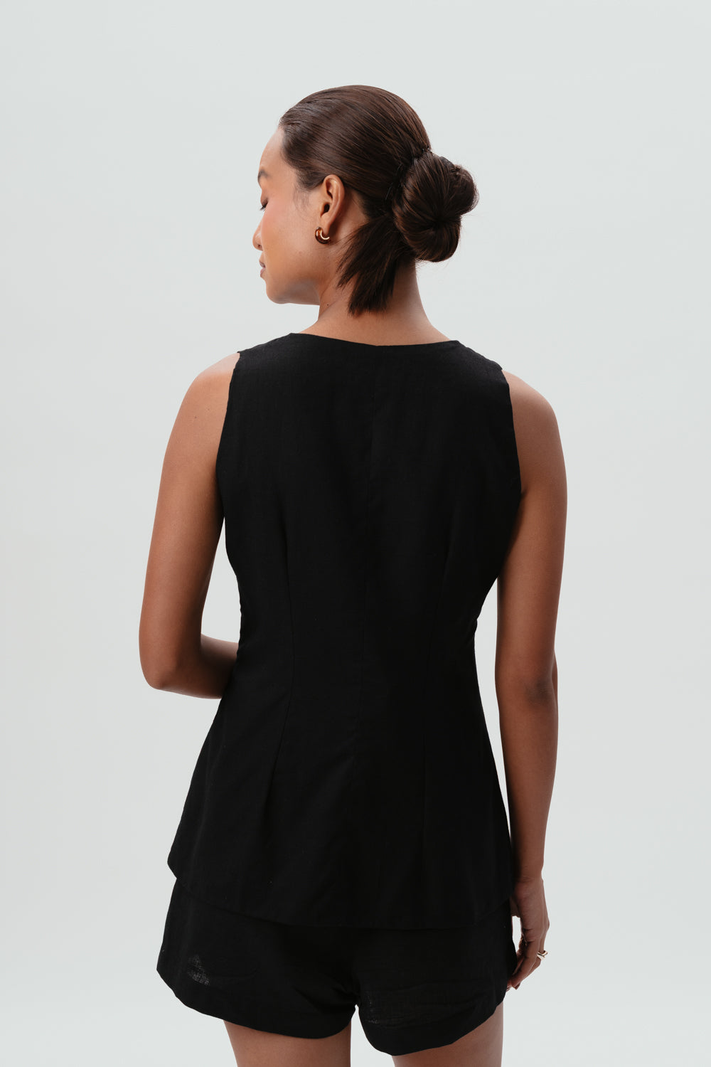 Esme Vest- Black